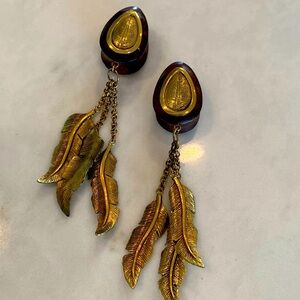 Buddha Jewelry wood & brass plugs feather dangle 3/4”